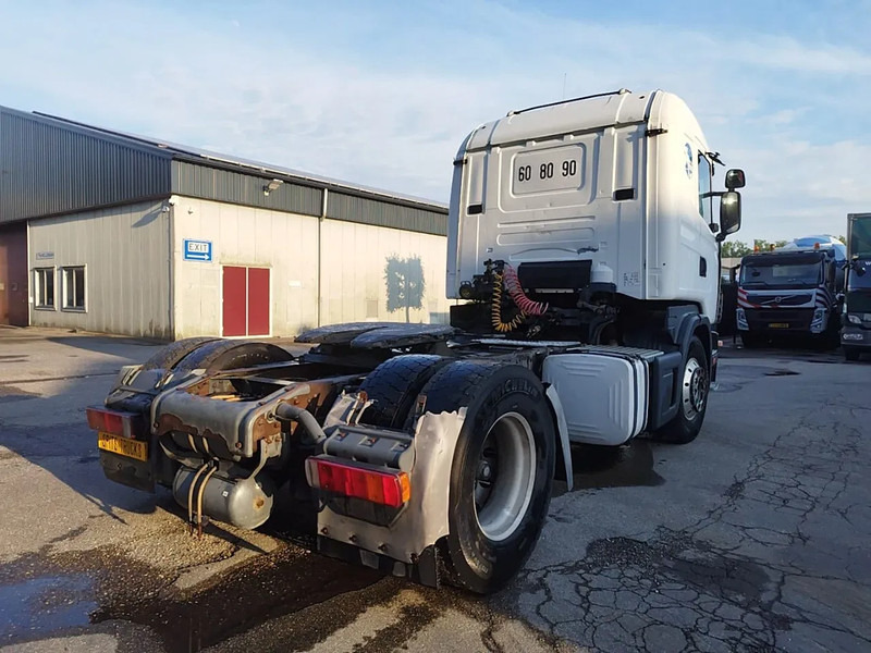 Scania P114-380 Manual + Retarder - Tractor unit: picture 4 Scania P114-380 Manual + Retarder - Tractor unit: picture 4