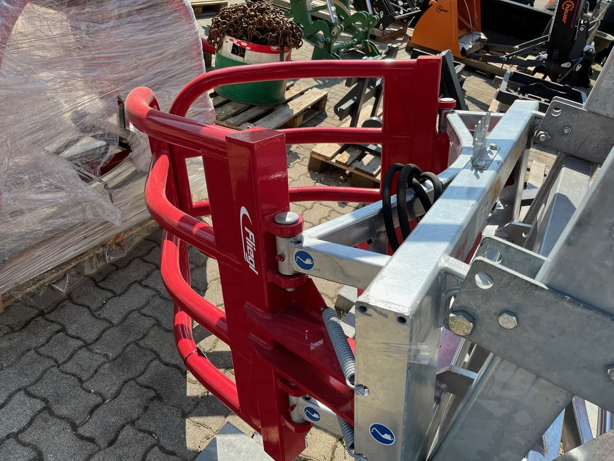 Fliegl Profi Combi - Clamp for Agricultural machinery: picture 2 Fliegl Profi Combi - Clamp for Agricultural machinery: picture 2