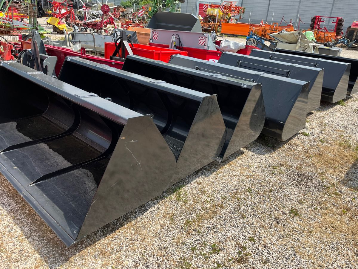 Stekro Frontladerschaufeln - Loader bucket for Construction machinery: picture 1 Stekro Frontladerschaufeln - Loader bucket for Construction machinery: picture 1
