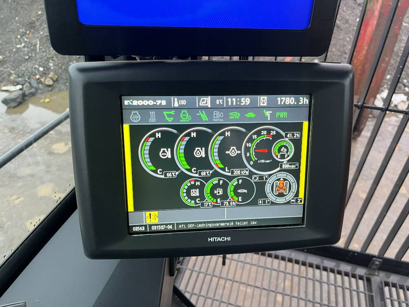 Hitachi EX2000-7BBH - Crawler excavator: picture 5 Hitachi EX2000-7BBH - Crawler excavator: picture 5