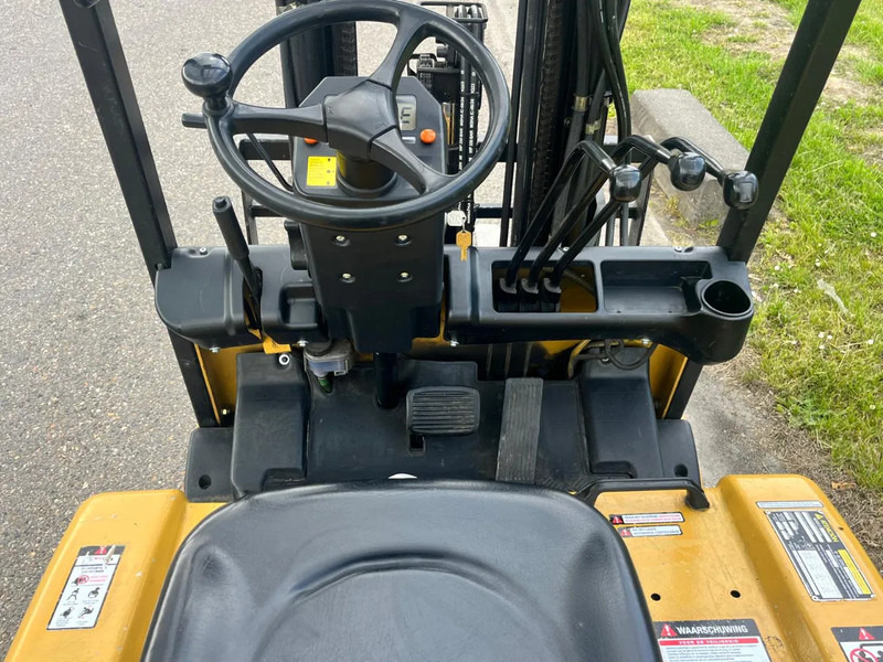 Electric forklift Caterpillar EP18KT: picture 12