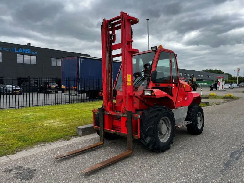 Manitou M30-4 4X4 - Rough terrain forklift: picture 5 Manitou M30-4 4X4 - Rough terrain forklift: picture 5