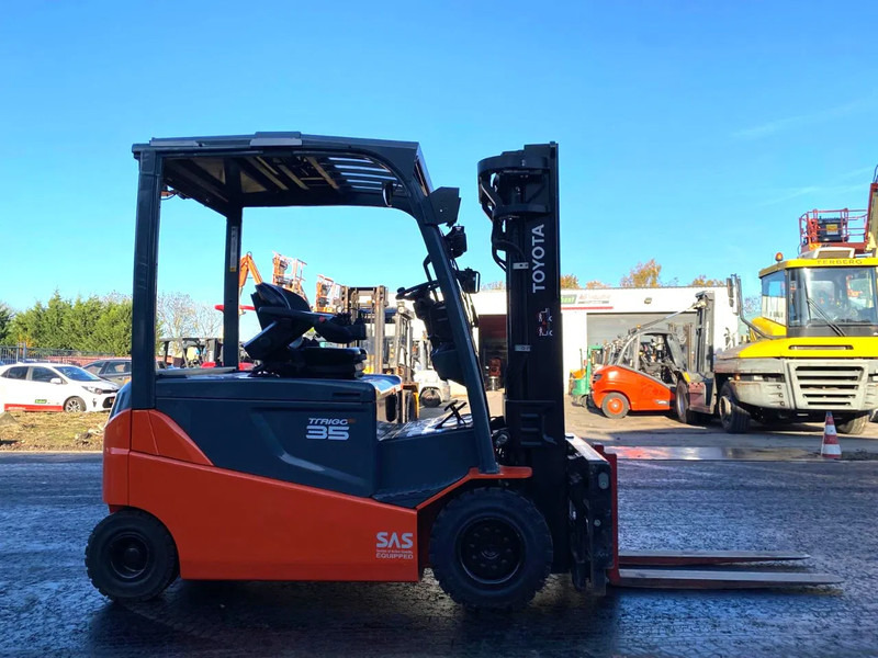 Toyota 8FBMT35 - Electric forklift: picture 1 Toyota 8FBMT35 - Electric forklift: picture 1
