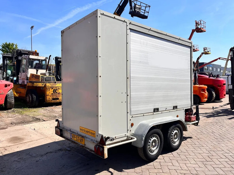Van Weel VW 2001 - Closed box trailer: picture 4 Van Weel VW 2001 - Closed box trailer: picture 4