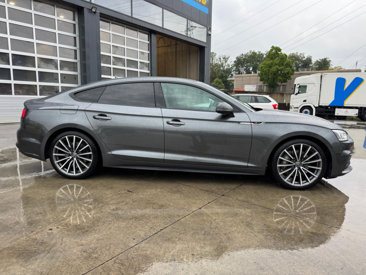 AUDI A5 2.0TFSI QUATTRO S-Line - Car: picture 4 AUDI A5 2.0TFSI QUATTRO S-Line - Car: picture 4