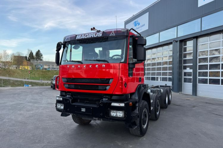 Iveco Trakker 450 8x4 Fahrgestell - Cab chassis truck: picture 1 Iveco Trakker 450 8x4 Fahrgestell - Cab chassis truck: picture 1