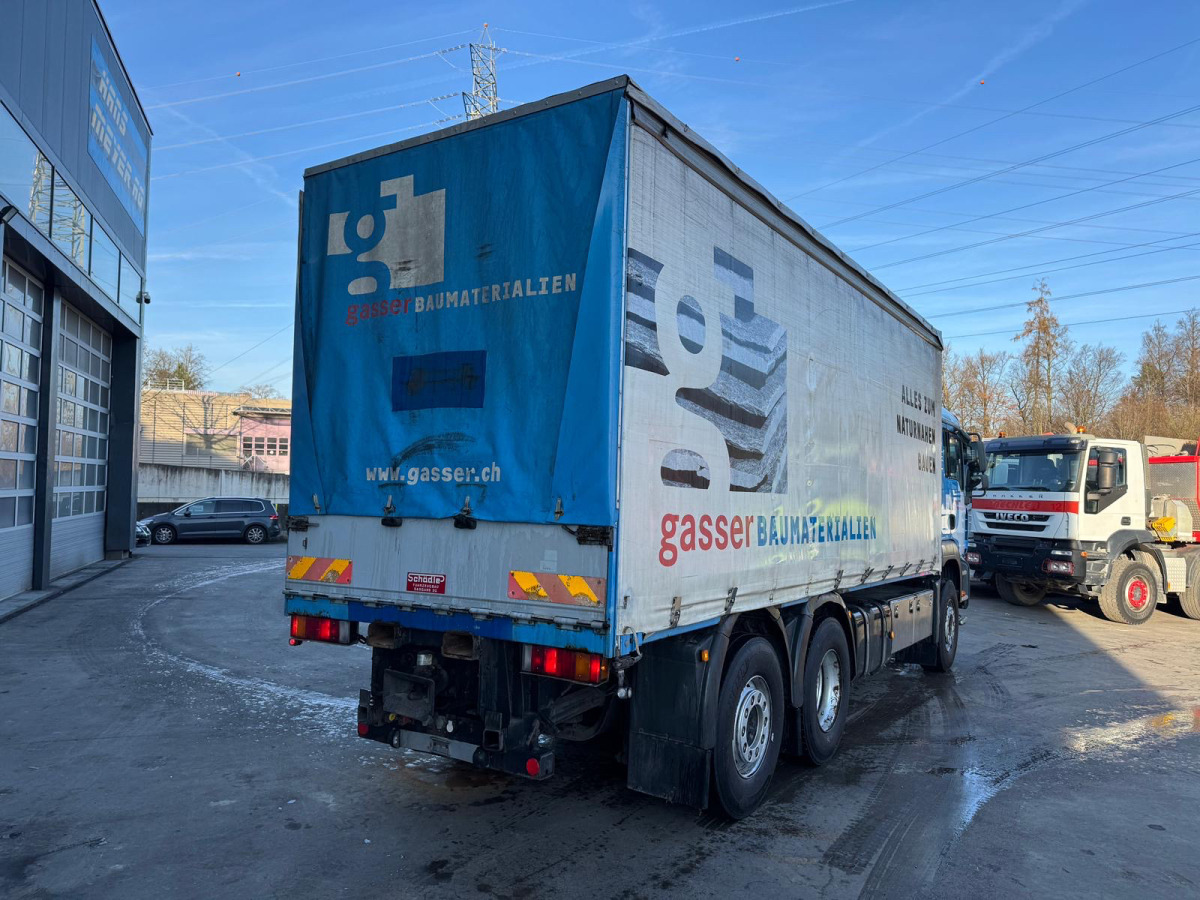 MAN TGA 26.440 6x2 - Curtain side truck: picture 5 MAN TGA 26.440 6x2 - Curtain side truck: picture 5