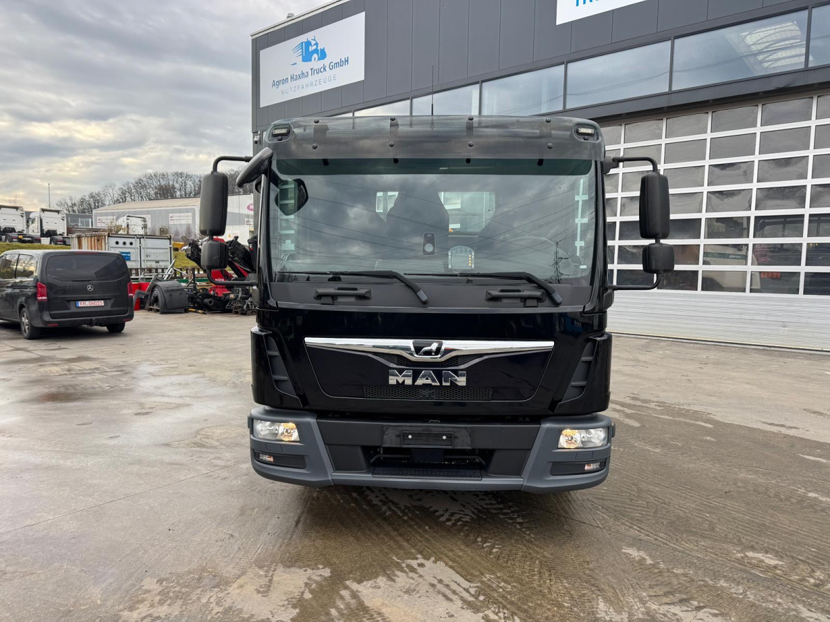 MAN TGL 12.250 Effer 35/3 - Crane truck: picture 3 MAN TGL 12.250 Effer 35/3 - Crane truck: picture 3