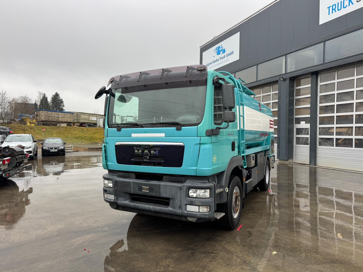 MAN TGM 18.340 4x2 11'950L - Tanker truck: picture 1 MAN TGM 18.340 4x2 11'950L - Tanker truck: picture 1