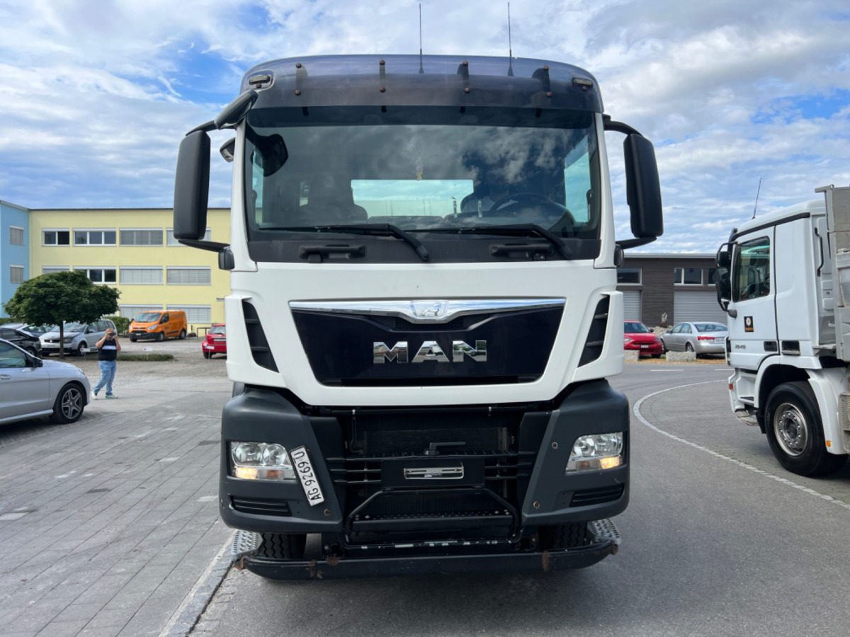 MAN TGS 35.480 10x4 10m3 Förderband 17M Liebherr - Concrete mixer truck: picture 2 MAN TGS 35.480 10x4 10m3 Förderband 17M Liebherr - Concrete mixer truck: picture 2