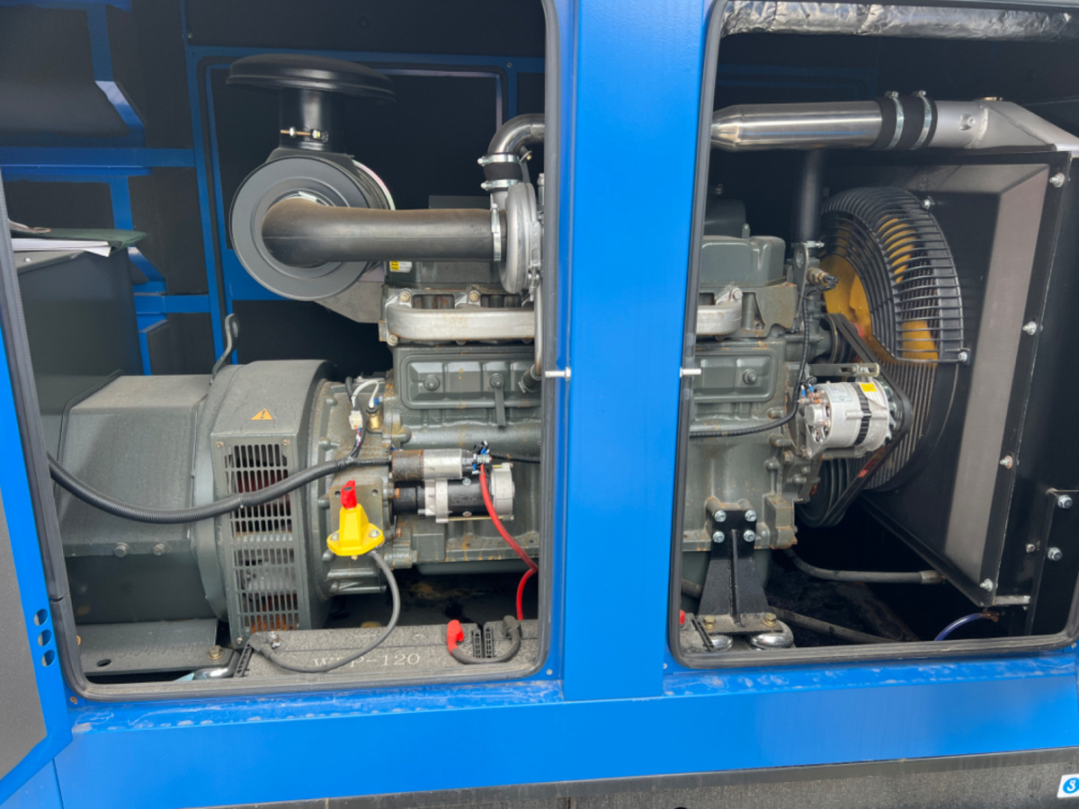 Marke Field Energy 140KVA/110KVA - Generator set: picture 4 Marke Field Energy 140KVA/110KVA - Generator set: picture 4