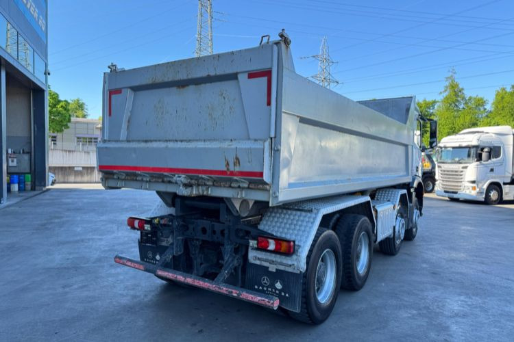 Tipper Mercedes-Benz Arocs 3248 8x4: picture 6