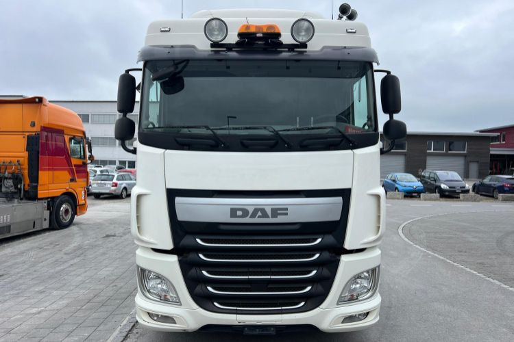 DAF XF460 (Getriebeproblem Fahrbar) - Tractor unit: picture 2 DAF XF460 (Getriebeproblem Fahrbar) - Tractor unit: picture 2