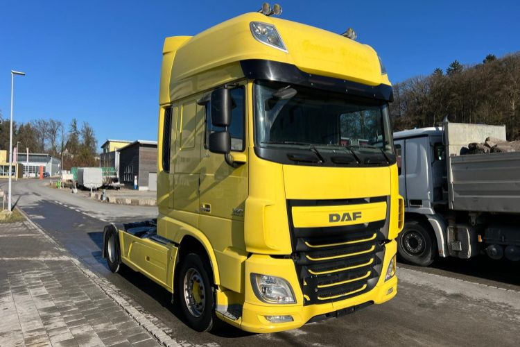 DAF XF510 4x2 - Tractor unit: picture 3 DAF XF510 4x2 - Tractor unit: picture 3