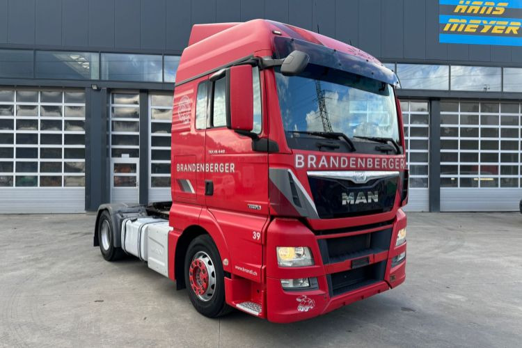 MAN TGX 18.440 4x2 XL C0703 - Tractor unit: picture 3 MAN TGX 18.440 4x2 XL C0703 - Tractor unit: picture 3