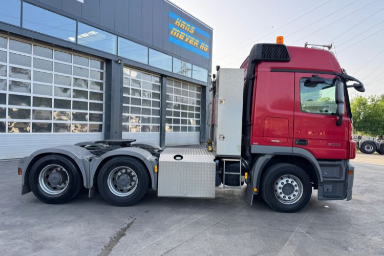 Mercedes-Benz Actros 3360 6x4 - Tractor unit: picture 4 Mercedes-Benz Actros 3360 6x4 - Tractor unit: picture 4