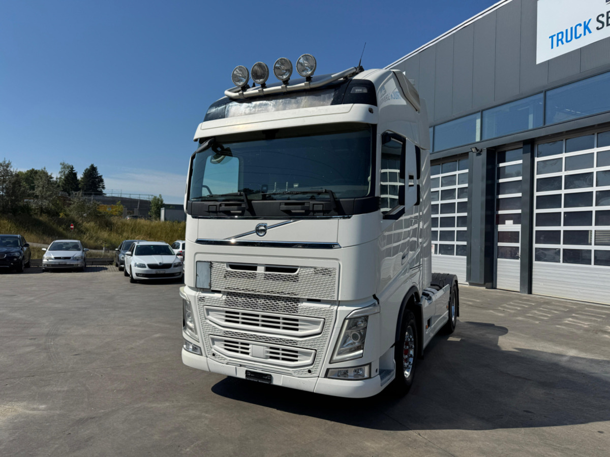 VOLVO FH-460 4x2 XXL - Tractor unit: picture 1 VOLVO FH-460 4x2 XXL - Tractor unit: picture 1