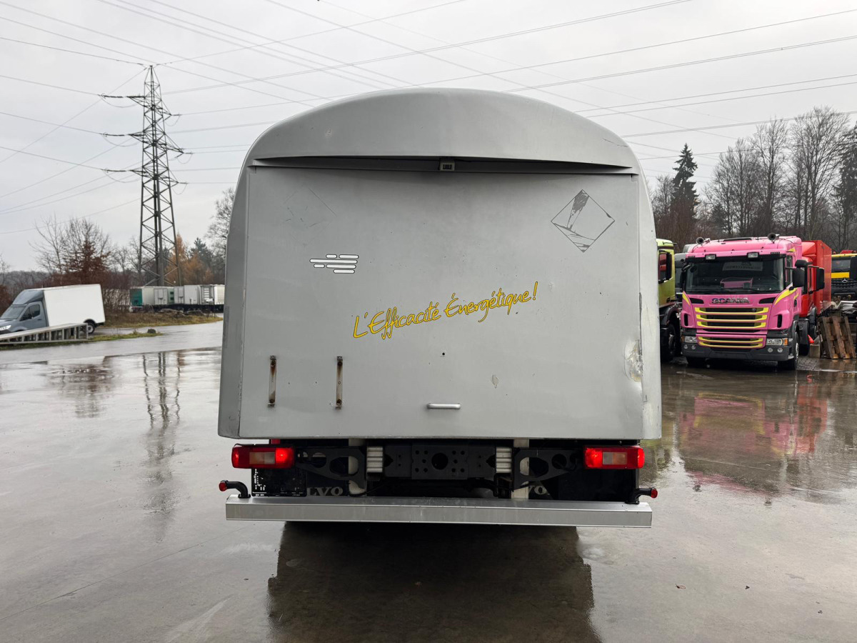 VOLVO FM-440 4x2 Tankwagen 13'500L leasing VOLVO FM-440 4x2 Tankwagen 13'500L: picture 6