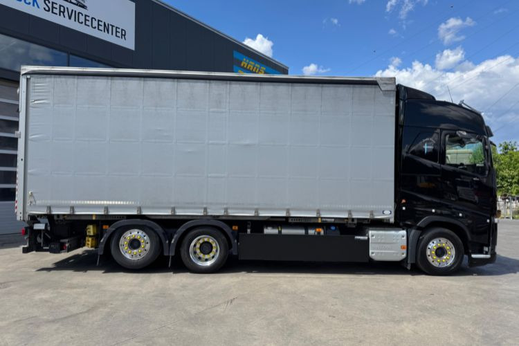 Volvo FH-540 6x2 - Curtain side truck: picture 4 Volvo FH-540 6x2 - Curtain side truck: picture 4