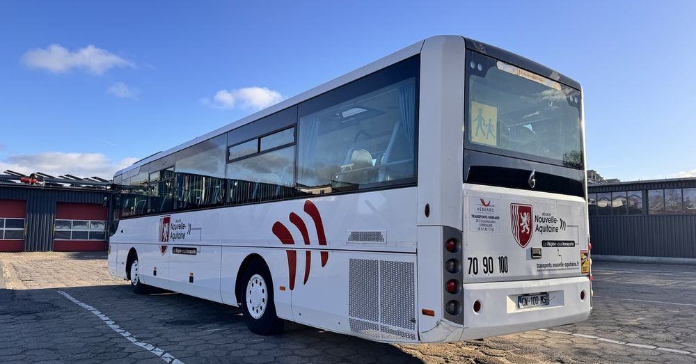 MAN STARTER / Euro 5 /60miejsc/ mały przebieg/ CENA:112000zł Netto - Suburban bus: picture 2 MAN STARTER / Euro 5 /60miejsc/ mały przebieg/ CENA:112000zł Netto - Suburban bus: picture 2