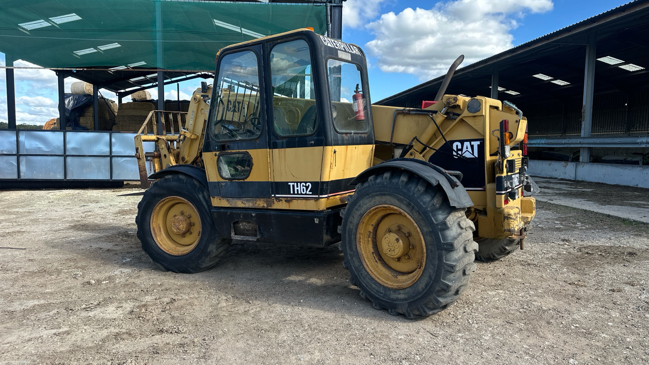 CATERPILLAR TH62 - Telescopic handler: picture 3 CATERPILLAR TH62 - Telescopic handler: picture 3