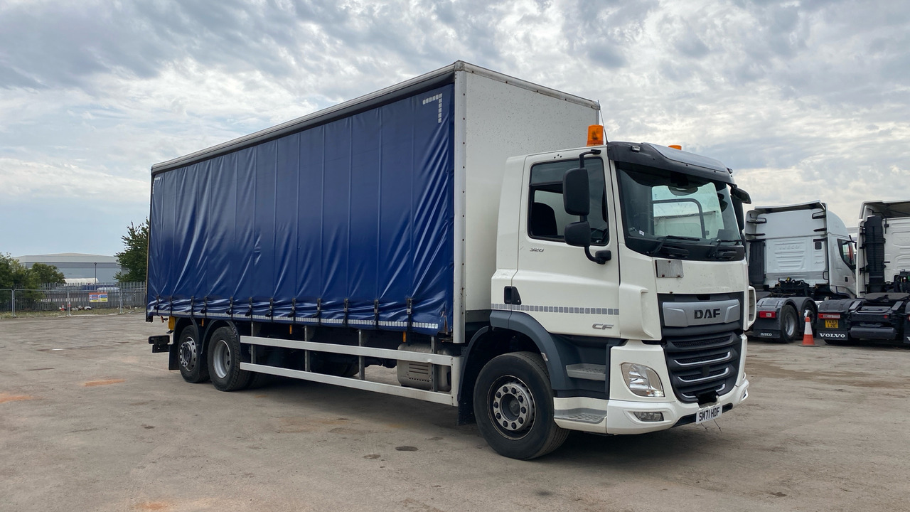 DAF CF 320 - Curtain side truck: picture 1 DAF CF 320 - Curtain side truck: picture 1