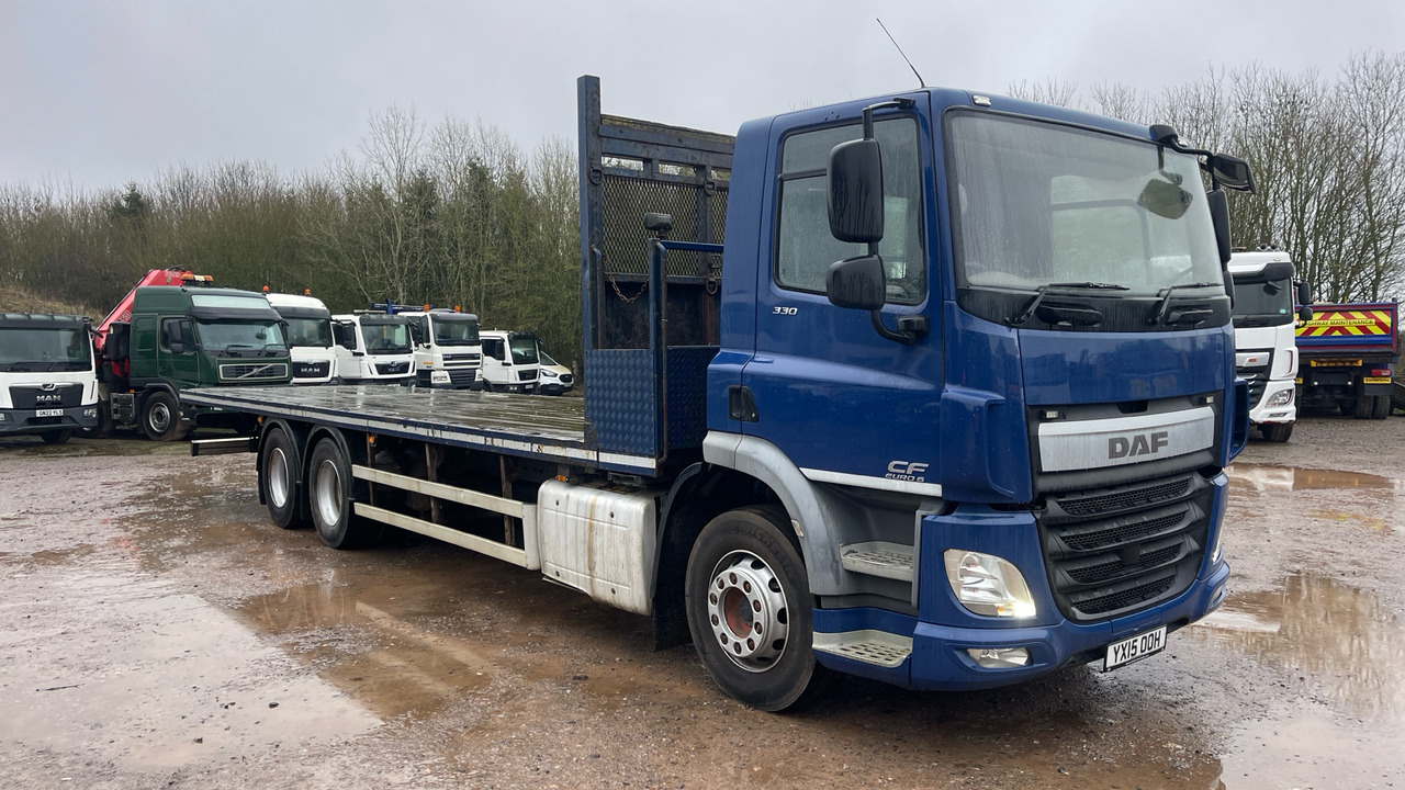 DAF CF 330 - Dropside/ Flatbed truck: picture 1 DAF CF 330 - Dropside/ Flatbed truck: picture 1