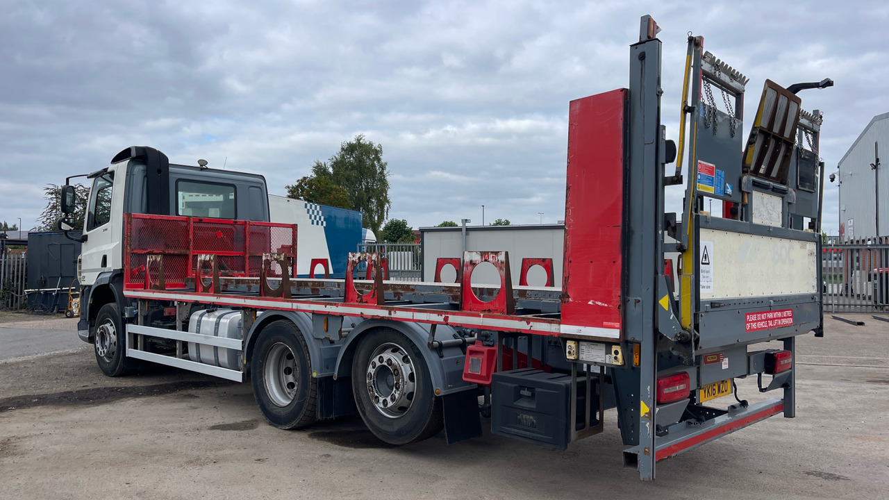 DAF CF 330 - Dropside/ Flatbed truck: picture 3 DAF CF 330 - Dropside/ Flatbed truck: picture 3
