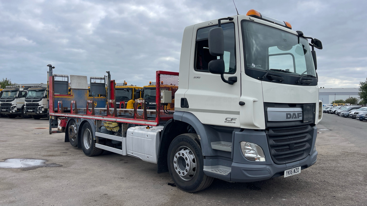 DAF CF 330 - Dropside/ Flatbed truck: picture 1 DAF CF 330 - Dropside/ Flatbed truck: picture 1