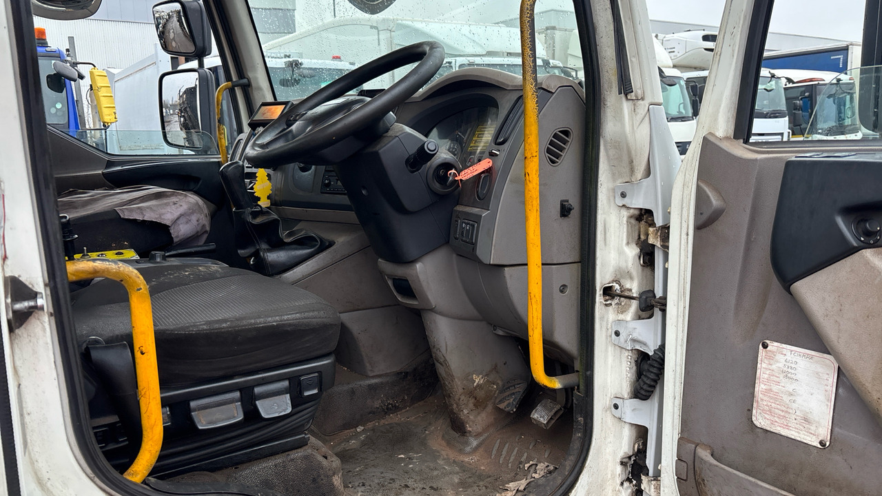 DAF LF 180 - Asphalt machine: picture 5 DAF LF 180 - Asphalt machine: picture 5