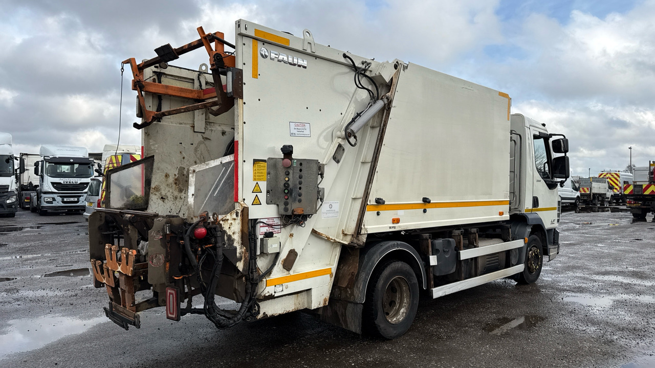DAF LF 220 - Garbage truck: picture 4 DAF LF 220 - Garbage truck: picture 4