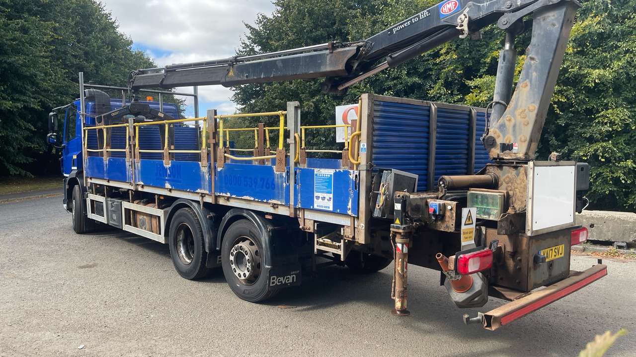 Daf CF 330 - Dropside/ Flatbed truck, Crane truck: picture 3 Daf CF 330 - Dropside/ Flatbed truck, Crane truck: picture 3