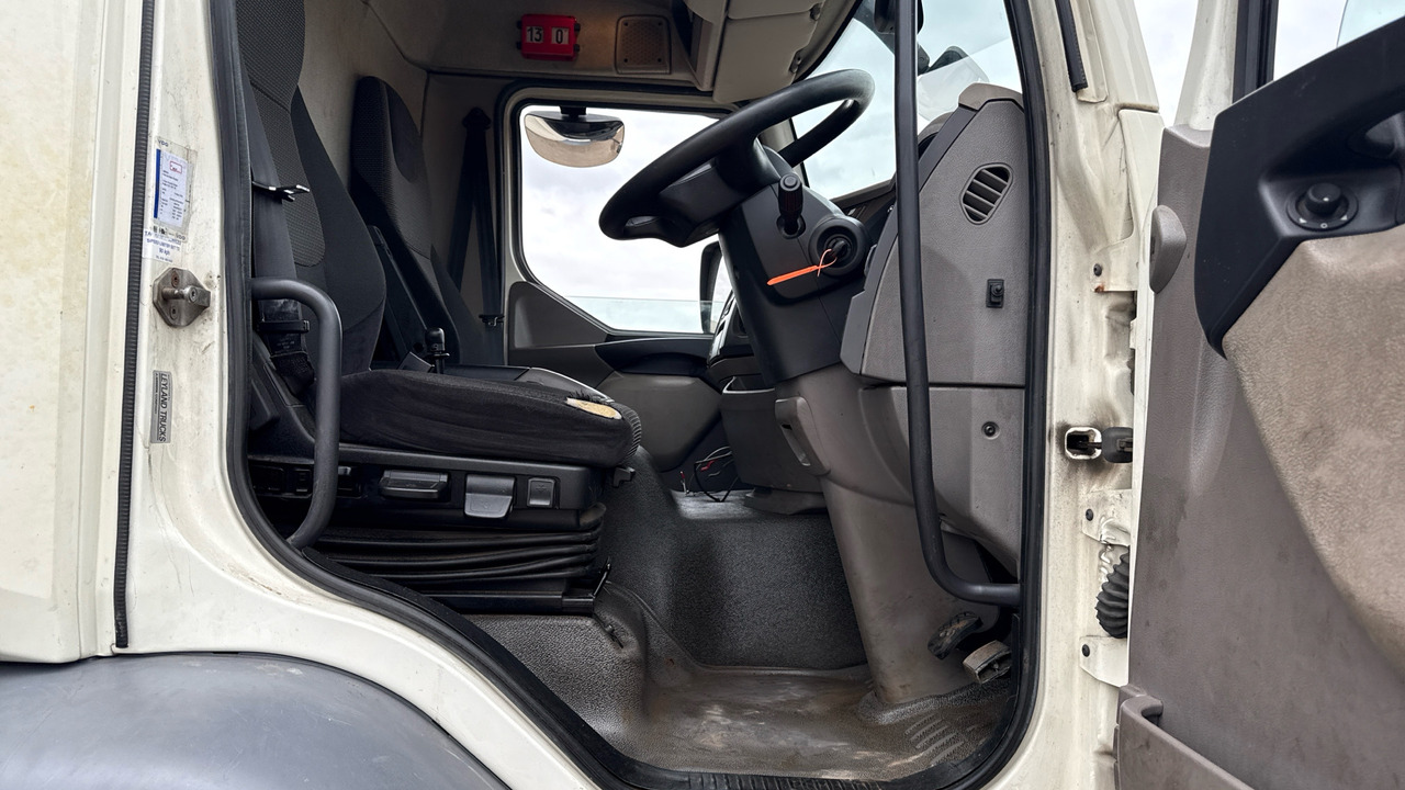 Daf LF 260 - Curtain side truck: picture 5 Daf LF 260 - Curtain side truck: picture 5