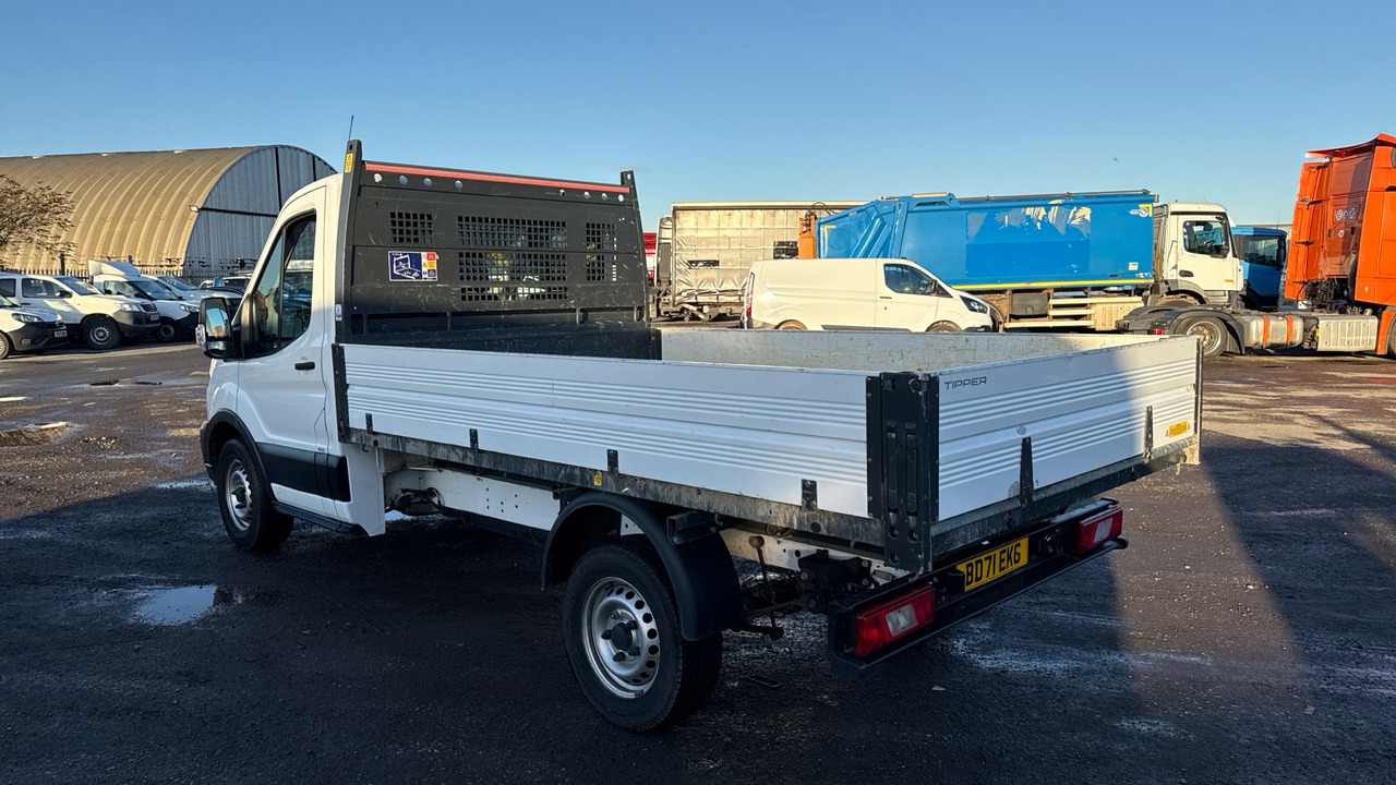 FORD TRANSIT 350 2.0 ECOBLUE 130PS - Tipper van: picture 3 FORD TRANSIT 350 2.0 ECOBLUE 130PS - Tipper van: picture 3
