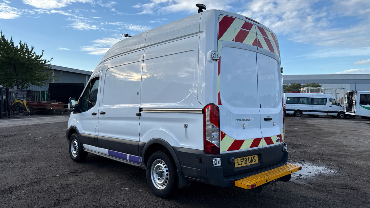 FORD TRANSIT 350 2.0 TDCI 130PS - Panel van: picture 3 FORD TRANSIT 350 2.0 TDCI 130PS - Panel van: picture 3