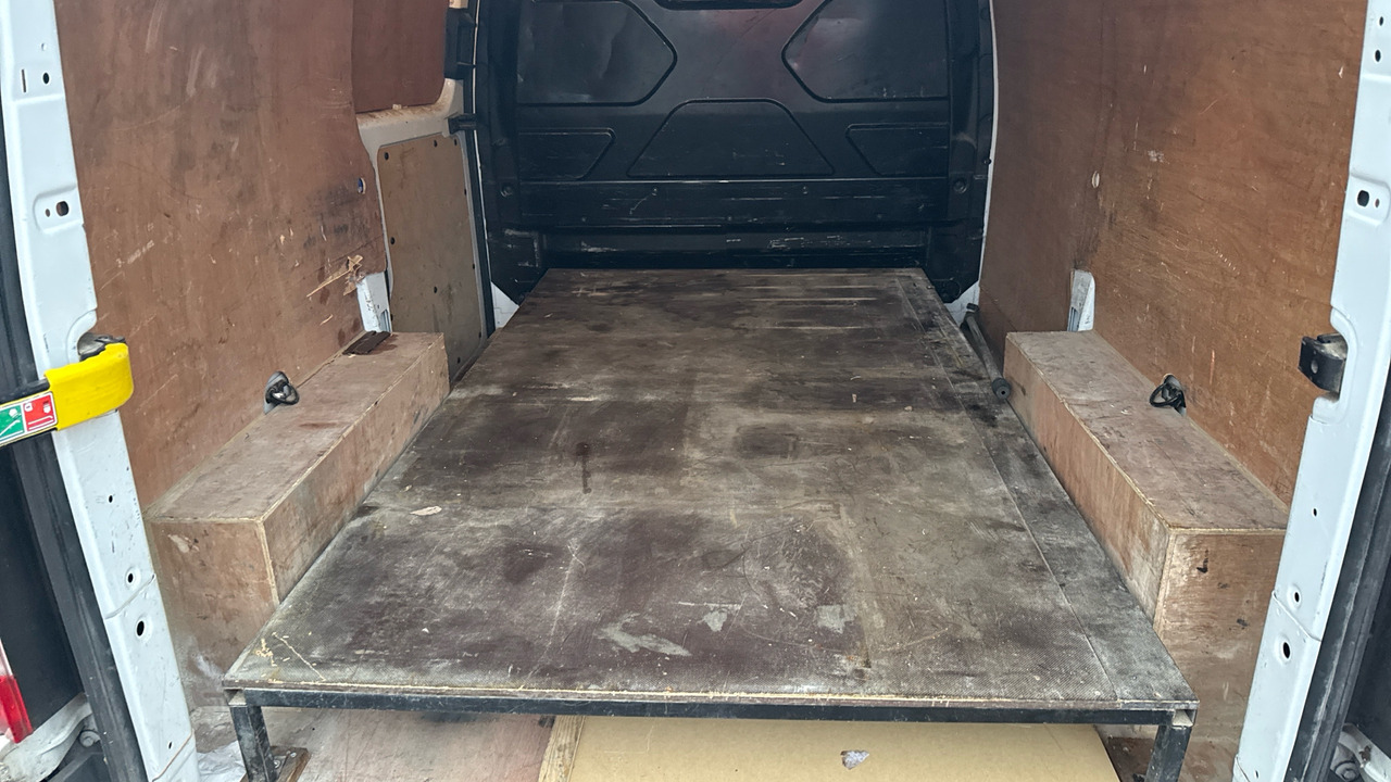 Small van FORD TRANSIT CUSTOM 290 2.2 TDCI 100PS: picture 18