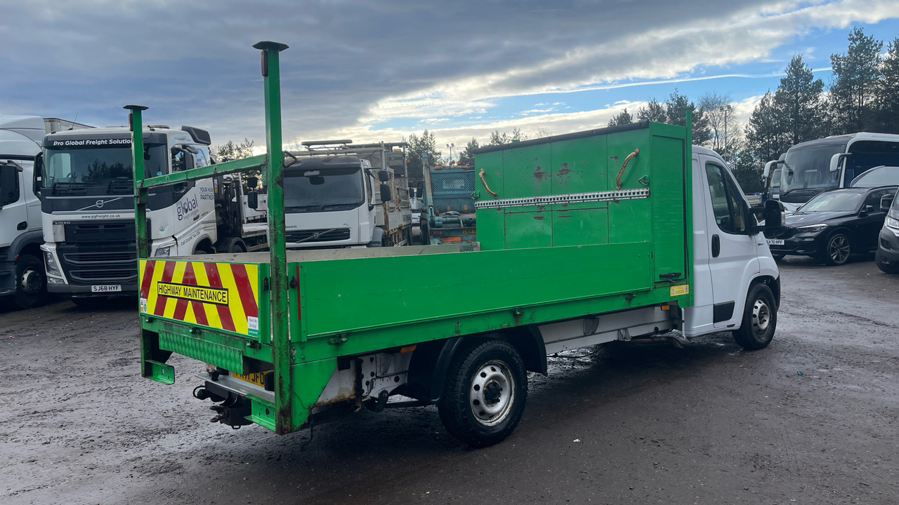 Fiat Ducato 2.3 - Open body delivery van: picture 4 Fiat Ducato 2.3 - Open body delivery van: picture 4