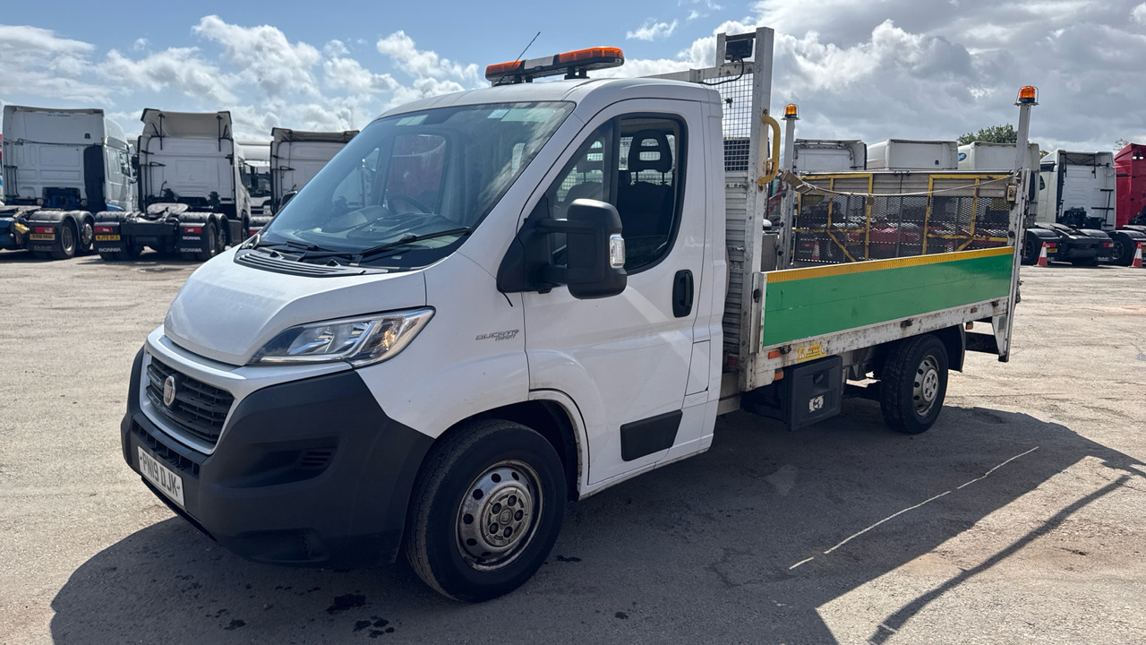 Fiat Ducato 35 2.3 MULTIJET 130PS - Open body delivery van: picture 2 Fiat Ducato 35 2.3 MULTIJET 130PS - Open body delivery van: picture 2