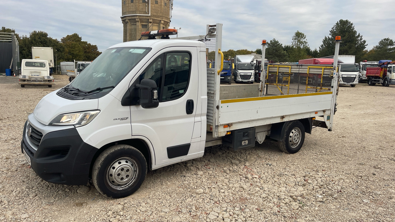 Fiat Ducato 35 2.3 Multijet 130PS - Open body delivery van: picture 2 Fiat Ducato 35 2.3 Multijet 130PS - Open body delivery van: picture 2