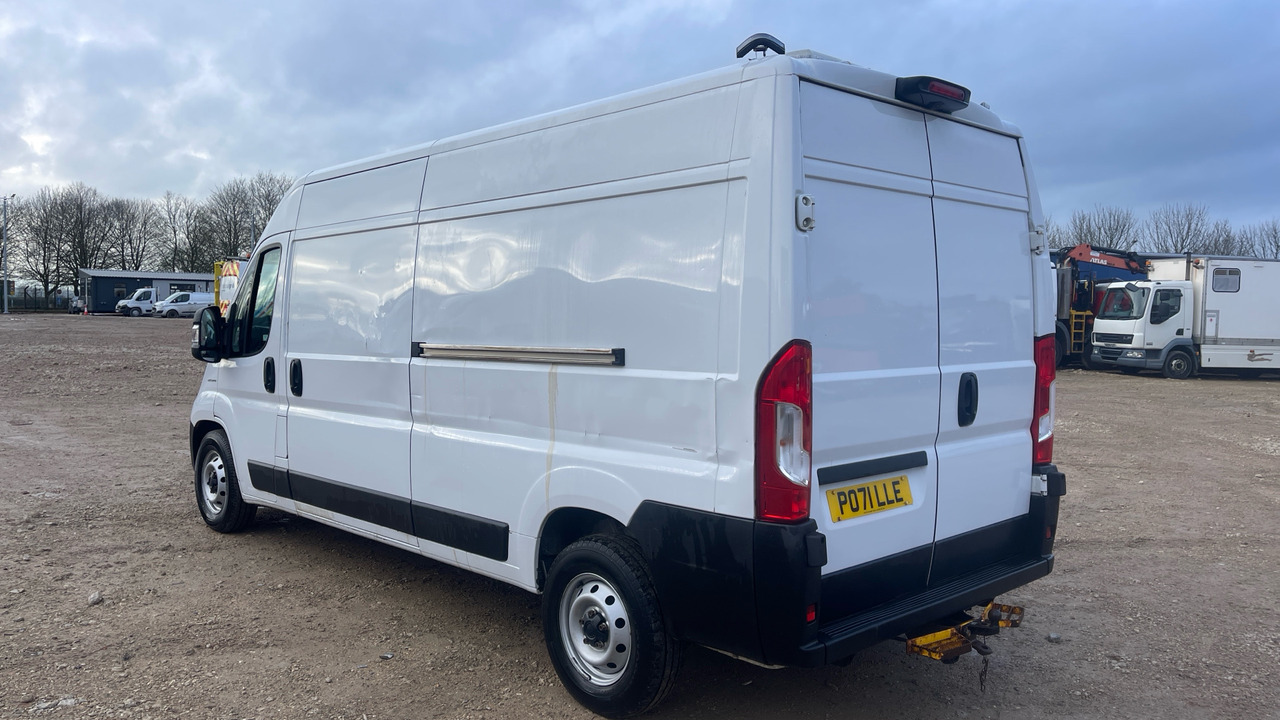 Fiat Ducato 35 MAXI 2.2 MULTI JET 140PS - Panel van: picture 3 Fiat Ducato 35 MAXI 2.2 MULTI JET 140PS - Panel van: picture 3