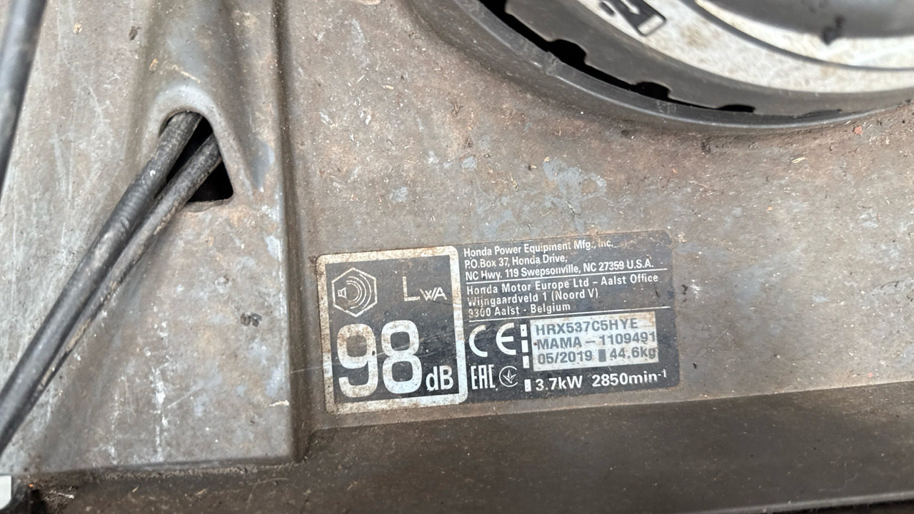 HONDA HRX537 C5HYE - Construction equipment: picture 5 HONDA HRX537 C5HYE - Construction equipment: picture 5