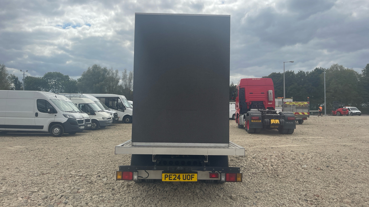 Closed box van ISUZU GRAFTER N35.125: picture 9 Closed box van ISUZU GRAFTER N35.125: picture 9