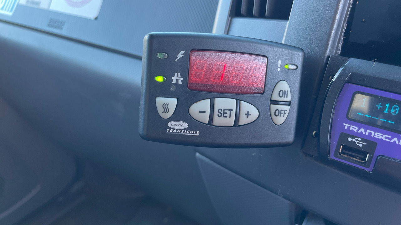 Refrigerator truck ISUZU N75 190: picture 23 Refrigerator truck ISUZU N75 190: picture 23