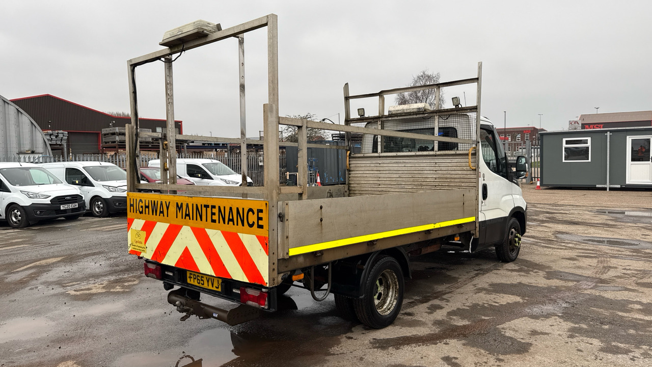 IVECO DAILY 35-130 - Open body delivery van: picture 4 IVECO DAILY 35-130 - Open body delivery van: picture 4