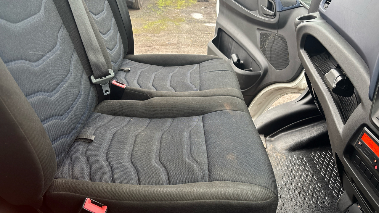 IVECO DAILY 72-210 - Tow truck: picture 5 IVECO DAILY 72-210 - Tow truck: picture 5