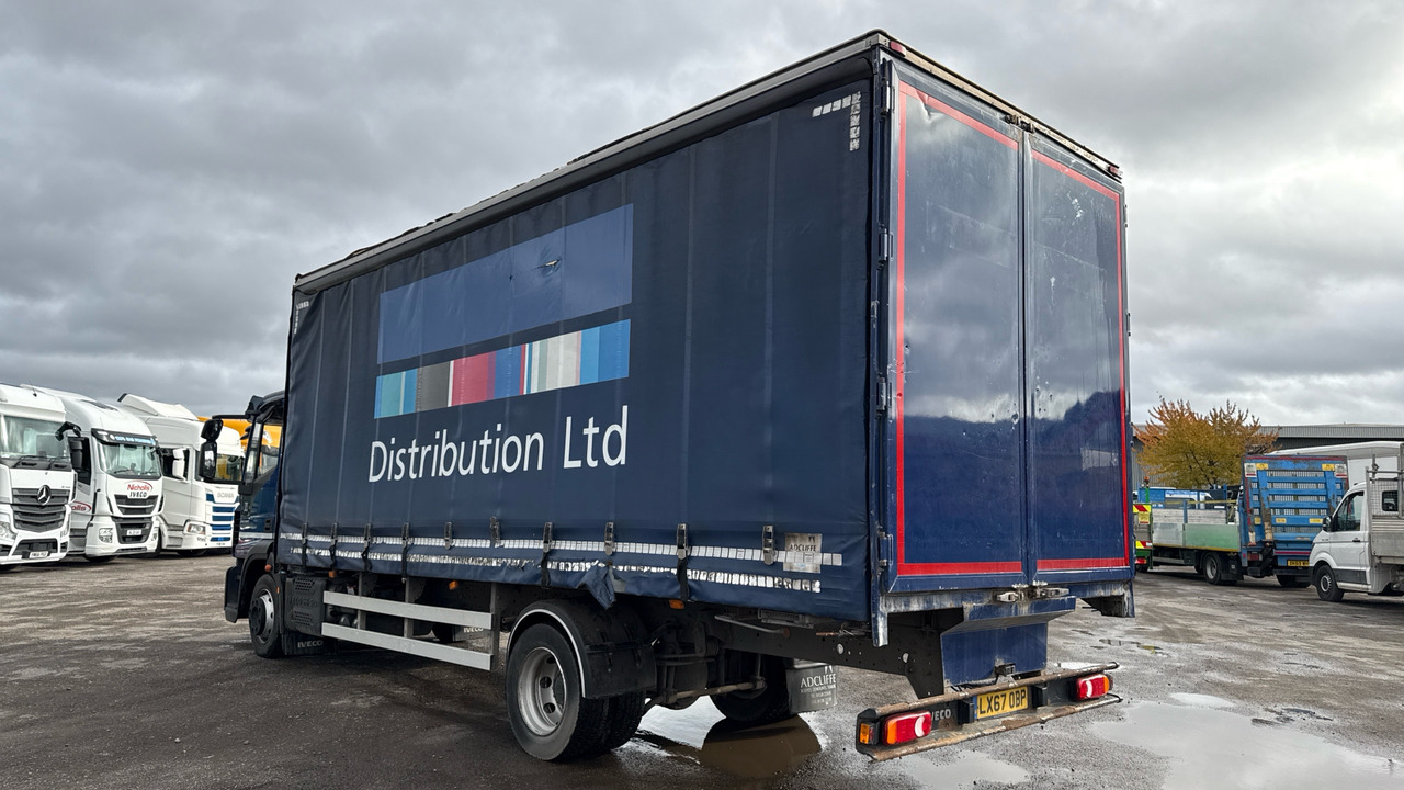 IVECO EUROCARGO 120-210 - Curtain side truck: picture 3 IVECO EUROCARGO 120-210 - Curtain side truck: picture 3