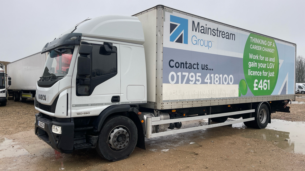 IVECO EUROCARGO 180-250 - Box truck: picture 2 IVECO EUROCARGO 180-250 - Box truck: picture 2