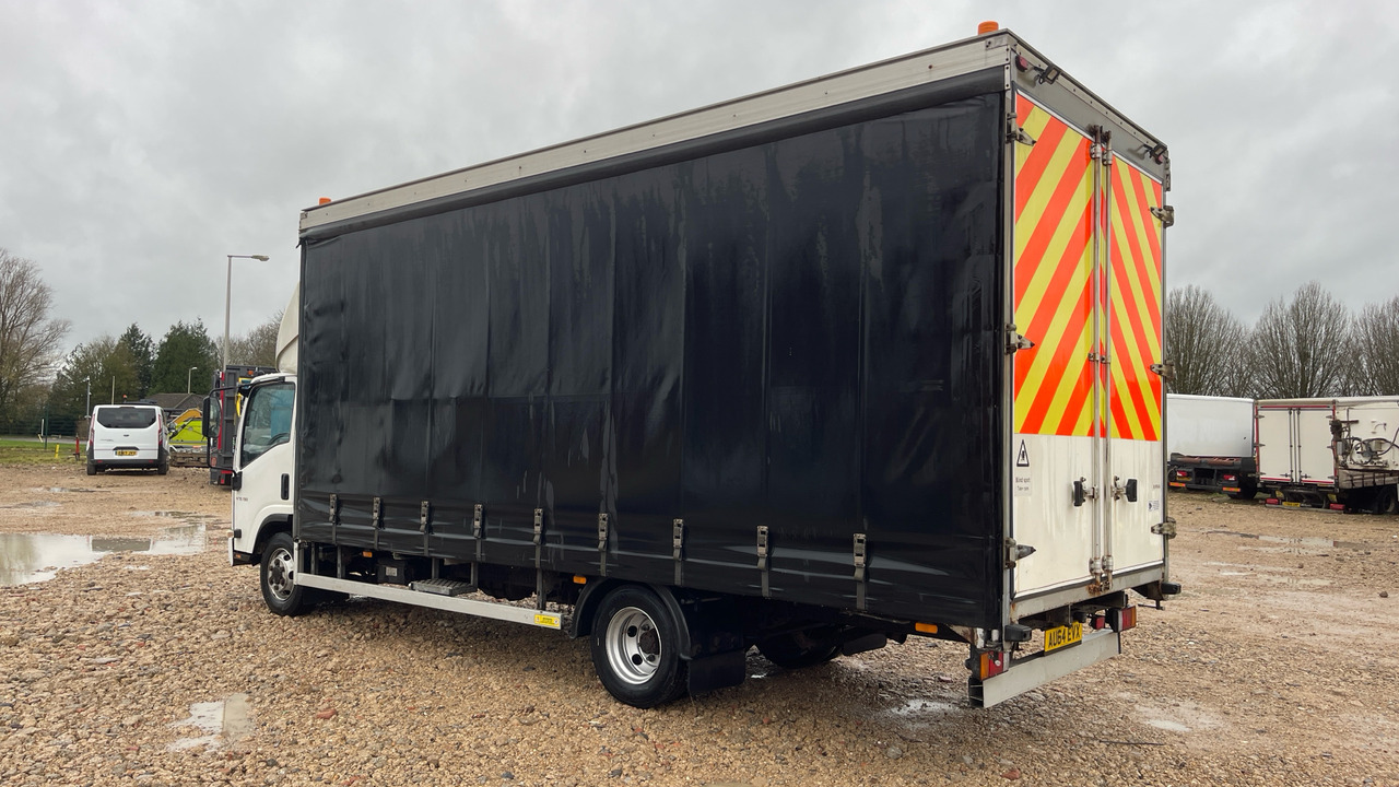Isuzu N75 190 - Curtain side truck: picture 3 Isuzu N75 190 - Curtain side truck: picture 3