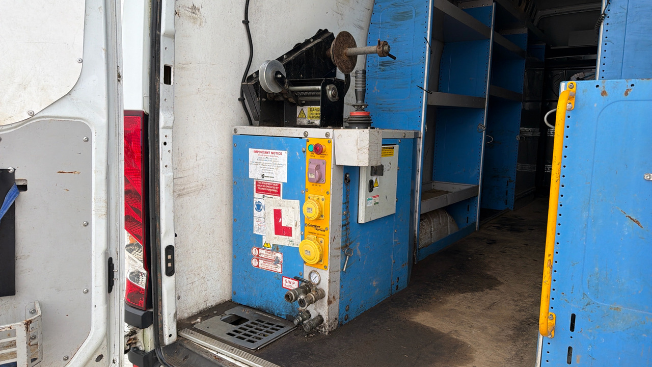 Panel van Iveco Daily 70-170: picture 14