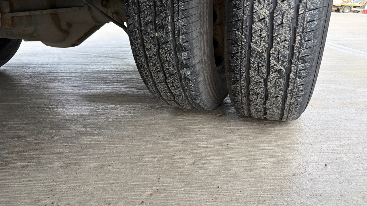 Panel van Iveco Daily 70-170: picture 25